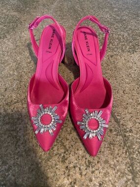 Anne Klein  I flex Pink Satin Pointed-Toe Slingback Heels with Crystal Accent
